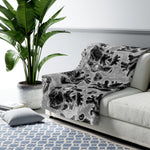 Apothic Ink | Anatomical Heart X-Ray Pattern | Sherpa Fleece Blanket